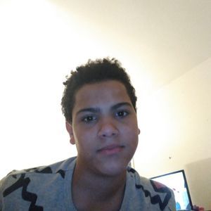 Meet your Posher, Luis